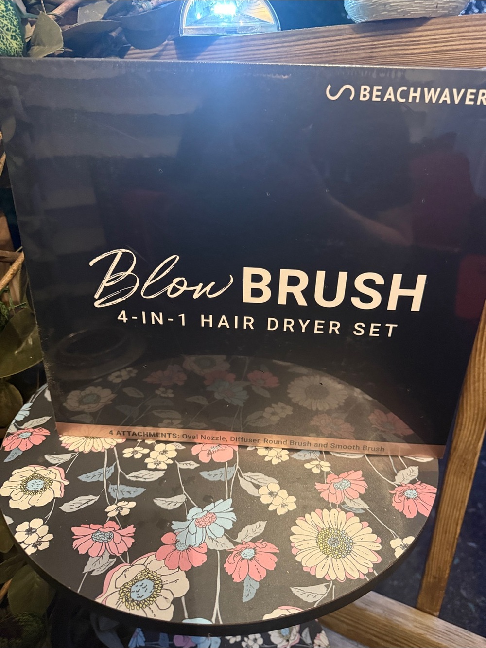 Beachwaver Blow Brush 4 in 1 blow dryer set